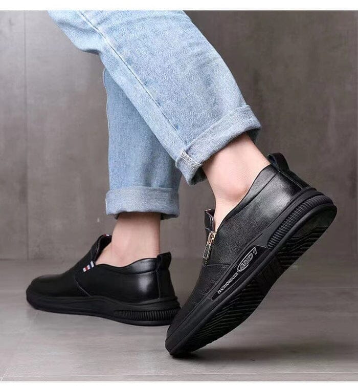 Ultra Comfortable Men's Slip-On Sneakers
